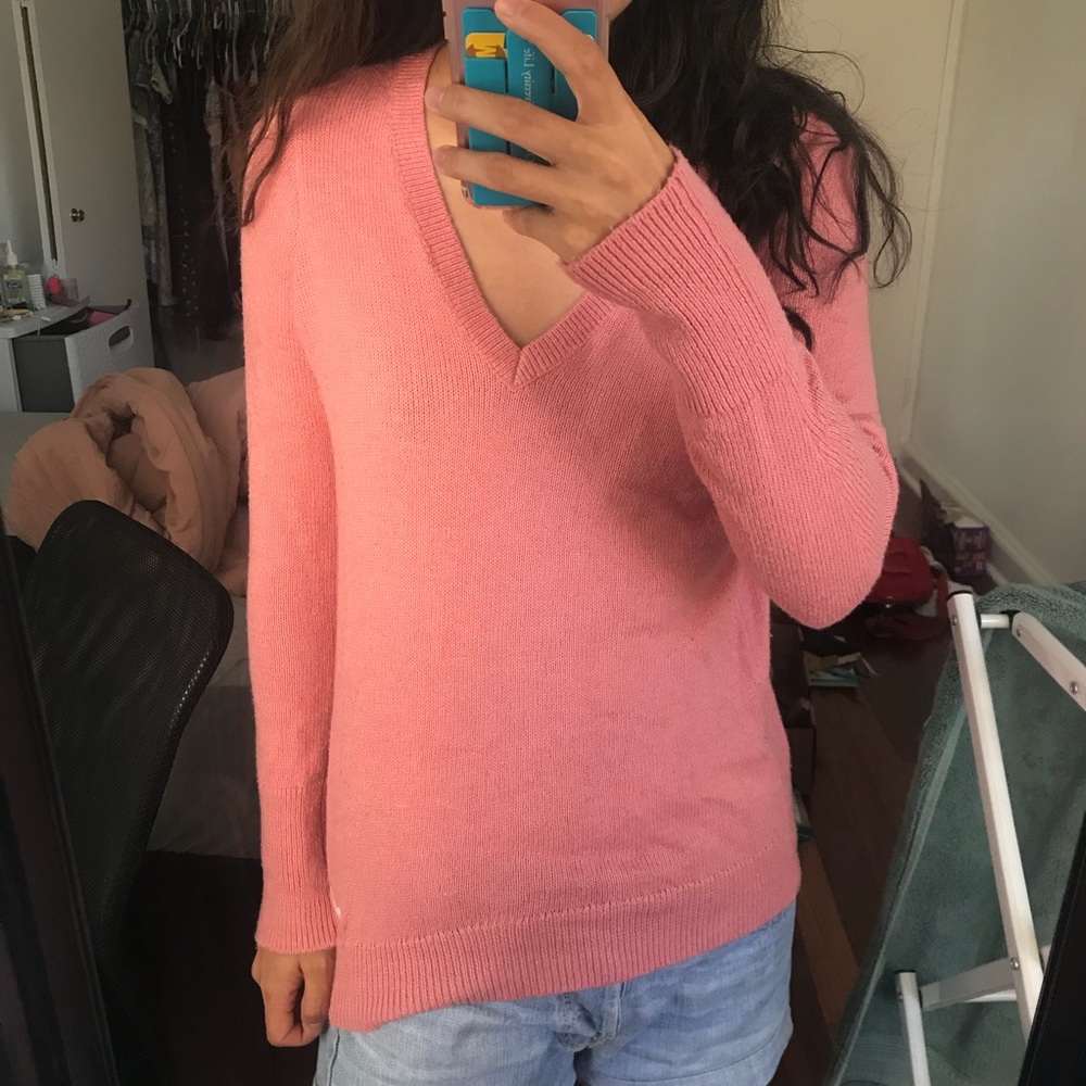 Salmon pink v-neck Hollister “Icon” sweater